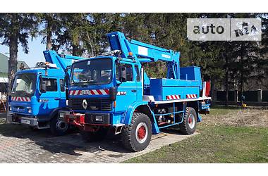 Автовышка Renault Midliner 1999 в Черновцах