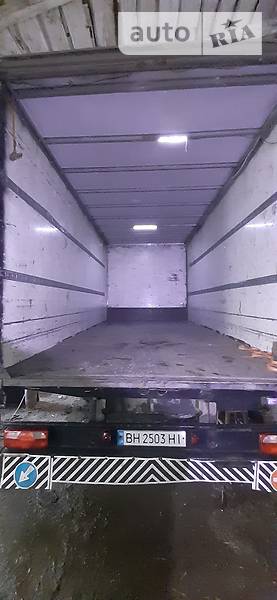 Грузовой фургон Renault Midliner 1999 в Измаиле