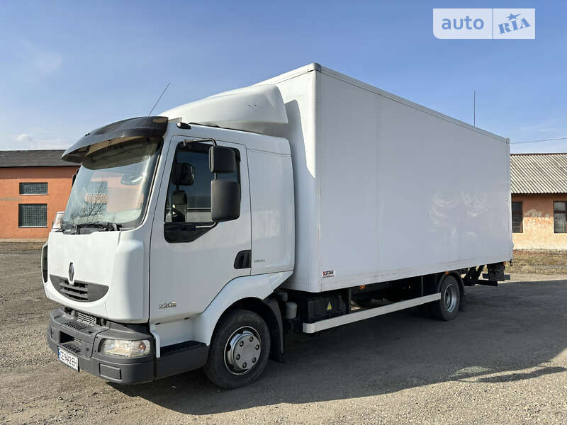 Renault Midlum 2010