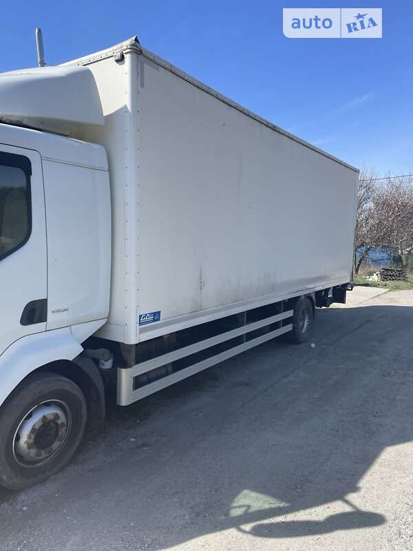 Грузовой фургон Renault Midlum 2013 в Обухове