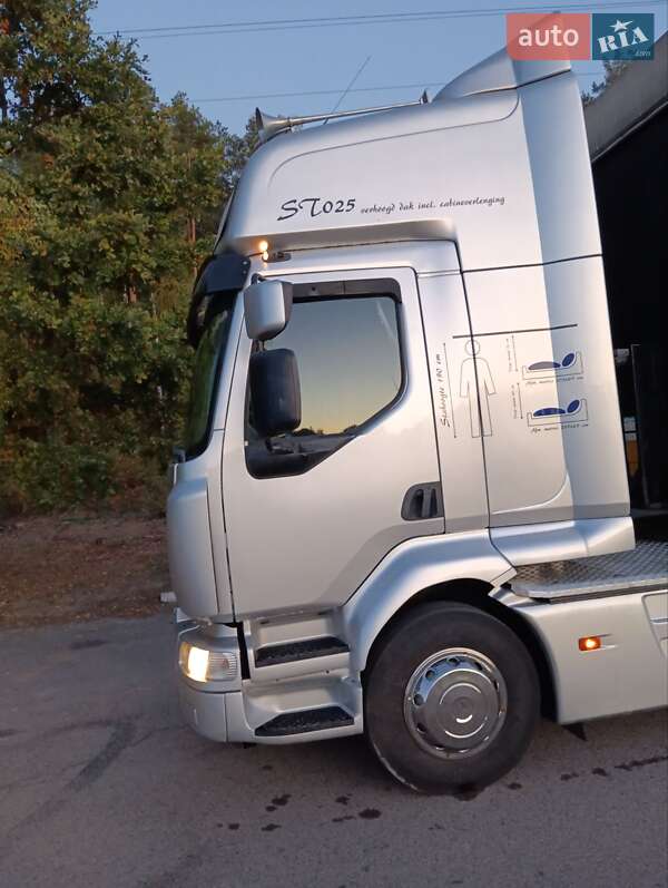 Тягач Renault Midlum 2012 в Ковелі