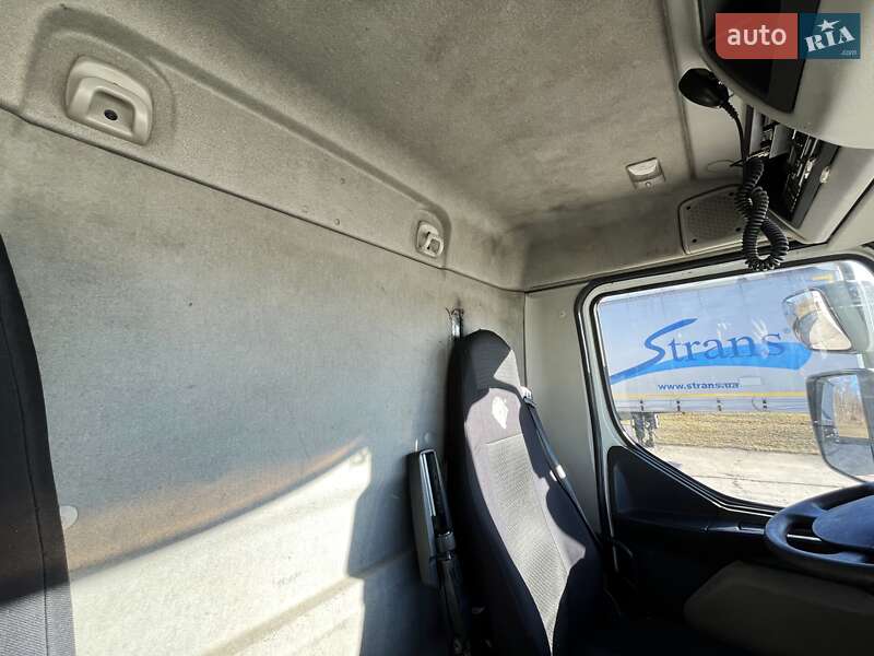 Вантажний фургон Renault Midlum 2012 в Львові