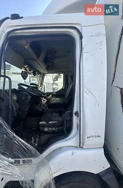 Грузовой фургон Renault Midlum 2013 в 