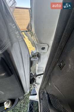 Грузовой фургон Renault Midlum 2013 в 