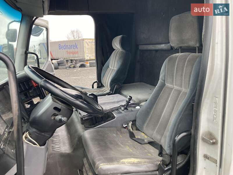 Грузовой фургон Renault Midlum 2002 в Луцке фото 10 Грузовой фургон Renault Midlum 2002 в Луцке