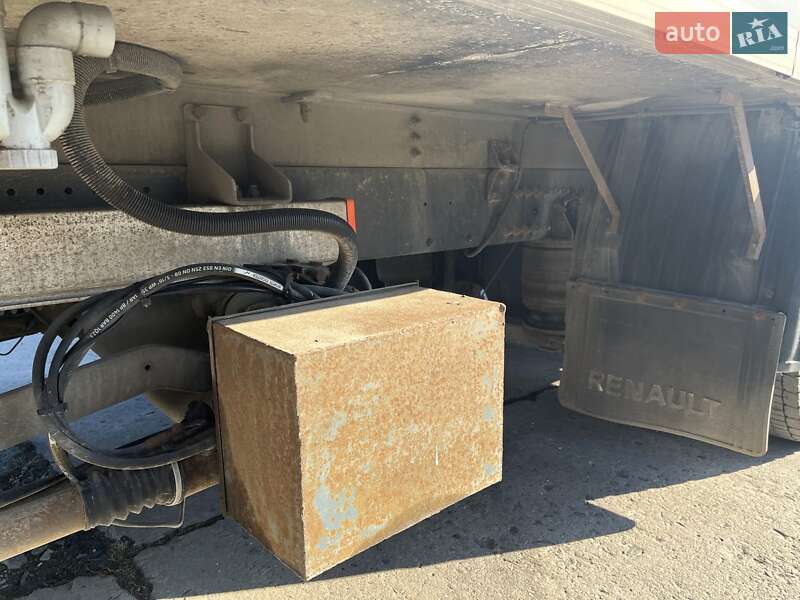 Грузовой фургон Renault Midlum 2013 в Львове