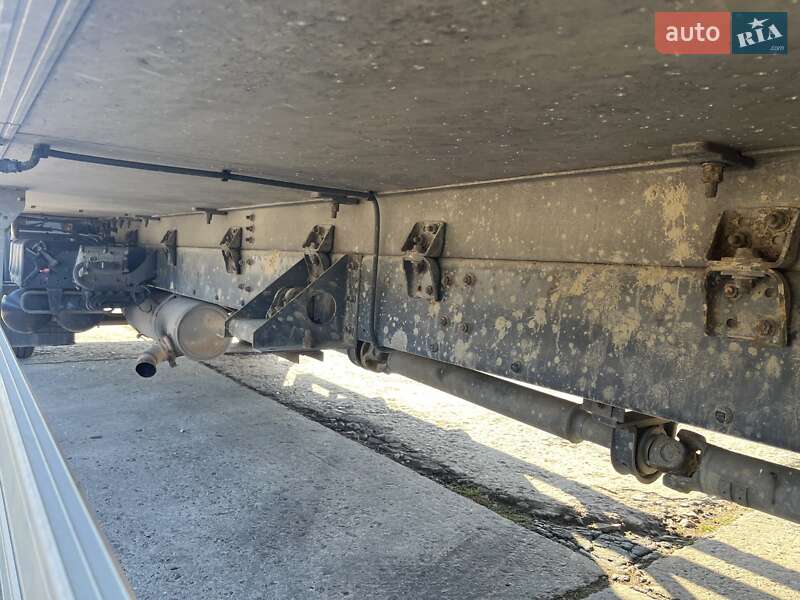 Грузовой фургон Renault Midlum 2013 в Львове