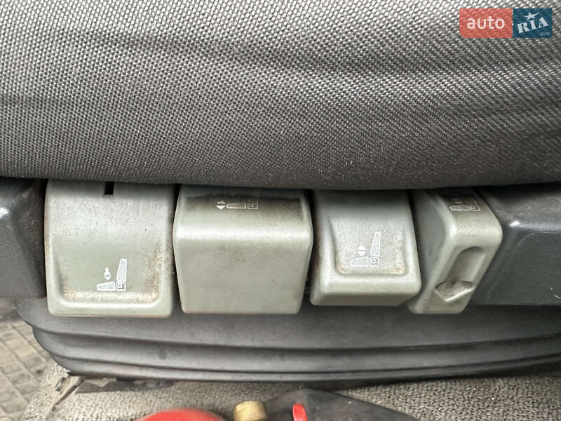 Грузовой фургон Renault Midlum 2012 в Киеве фото 24 Грузовой фургон Renault Midlum 2012 в Киеве