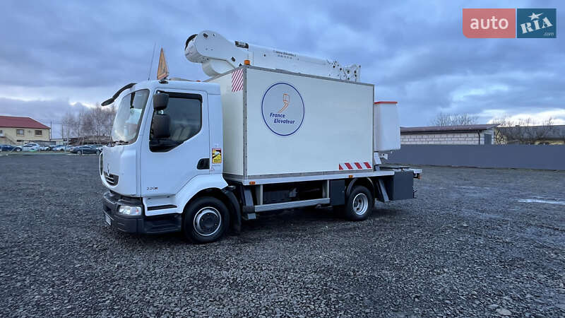 Автовышка Renault Midlum 2010 в Луцке
