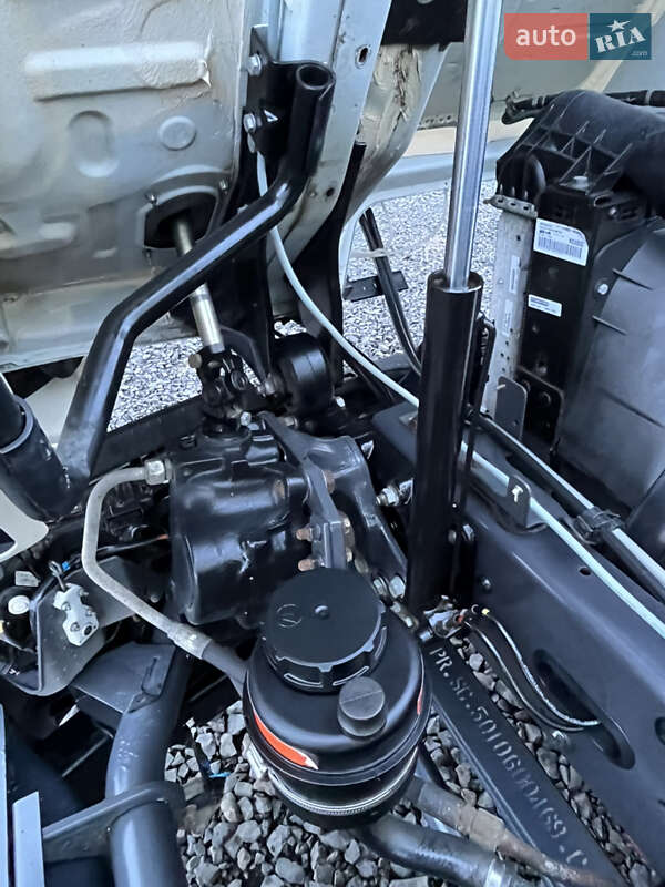 Автовышка Renault Midlum 2010 в Луцке