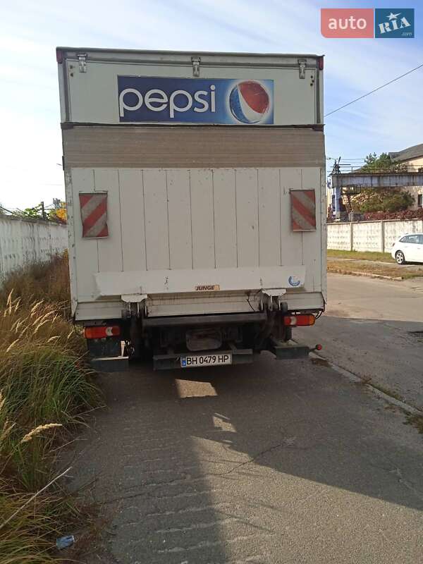 Грузовой фургон Renault Midlum 2012 в Киеве