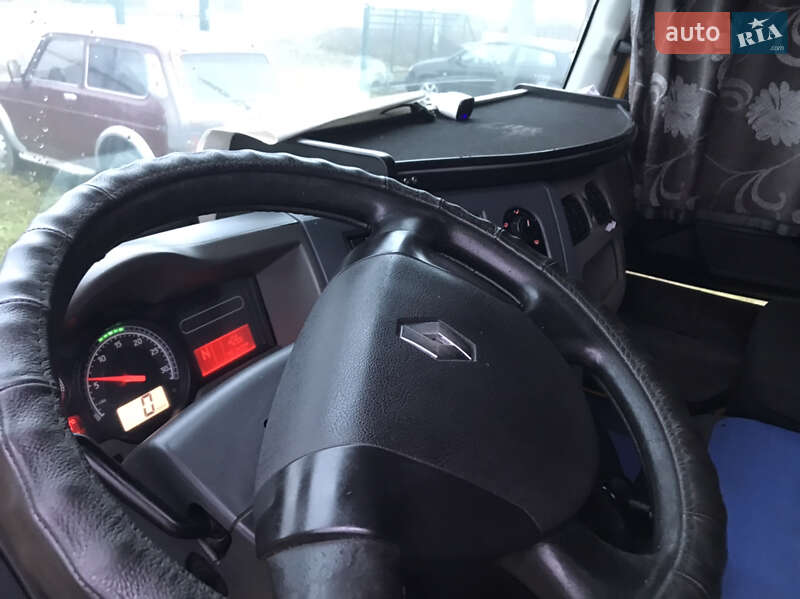 Автовоз Renault Midlum 2011 в Івано-Франківську