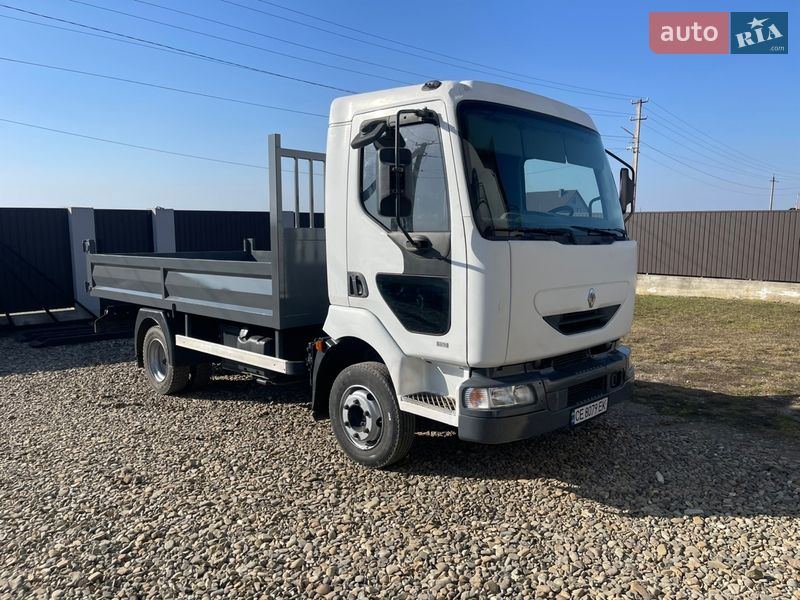 Самосвал Renault Midlum 2001 в Черновцах