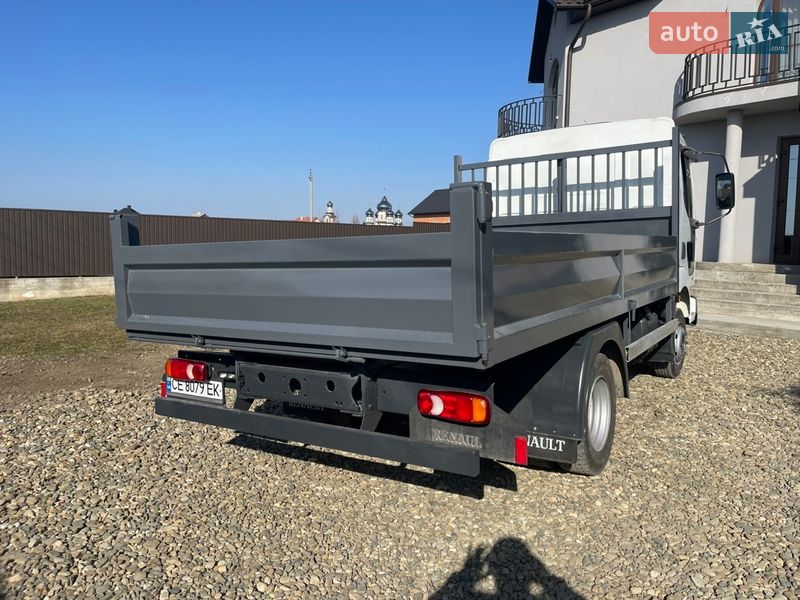 Самосвал Renault Midlum 2001 в Черновцах