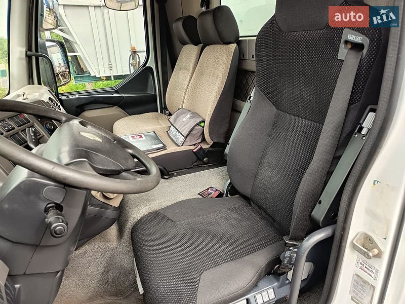 Автовышка Renault Midlum 2008 в Житомире