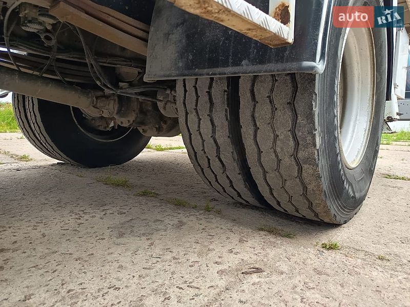 Автовышка Renault Midlum 2008 в Житомире