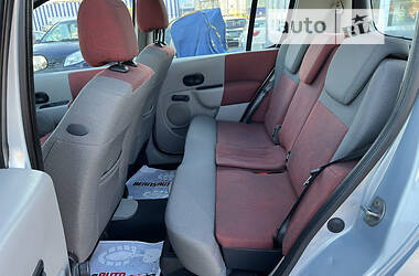 Хэтчбек Renault Modus 2006 в Львове