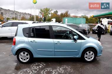 Хэтчбек Renault Modus 2008 в Львове