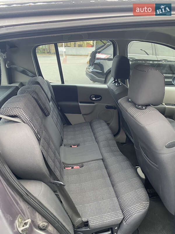 Хэтчбек Renault Modus 2005 в Березане