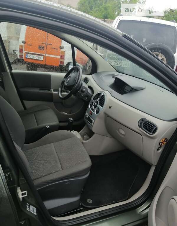 Хэтчбек Renault Modus 2006 в Ровно