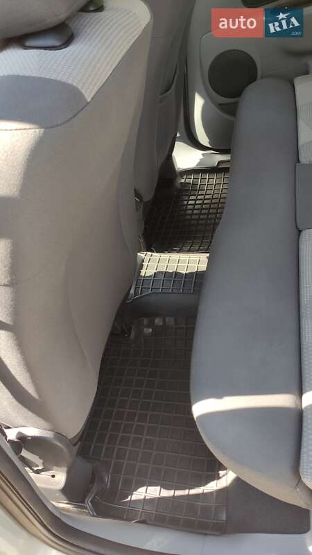Хэтчбек Renault Modus 2007 в Хмельнике