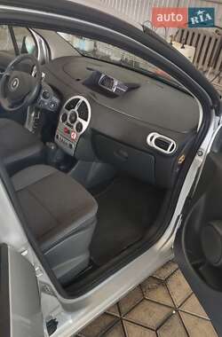 Хэтчбек Renault Modus 2010 в 