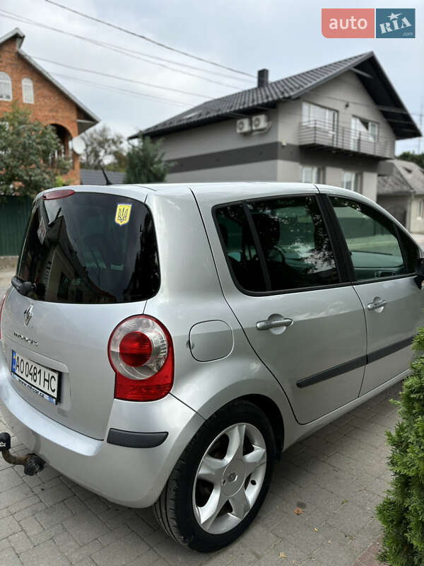 Хэтчбек Renault Modus 2007 в Солотвине