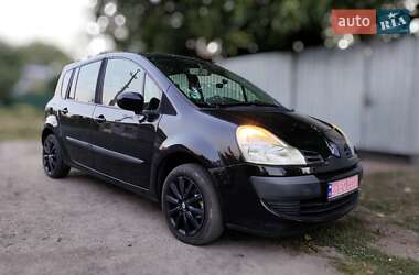Хэтчбек Renault Modus 2009 в 