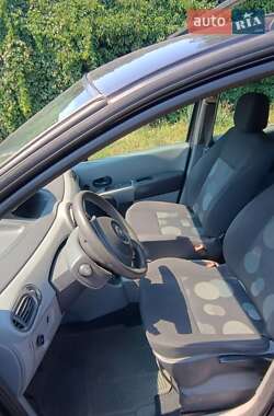 Хэтчбек Renault Modus 2006 в 