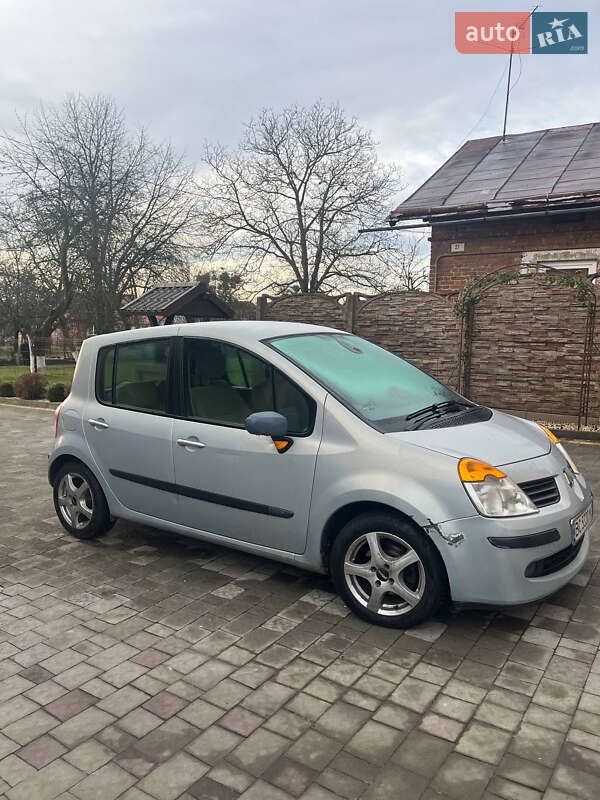 Хэтчбек Renault Modus 2005 в Львове