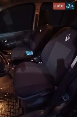 Хэтчбек Renault Modus 2007 в 