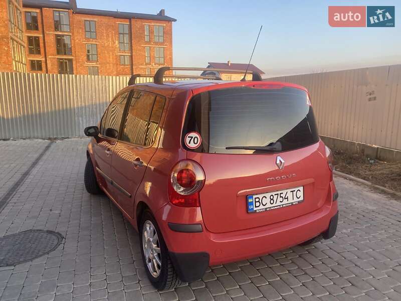 Хэтчбек Renault Modus 2006 в Львове