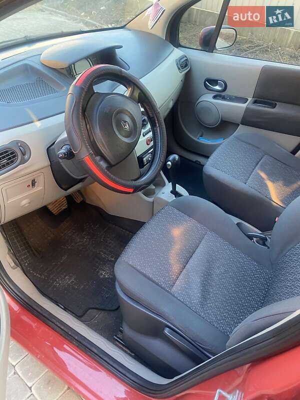 Хэтчбек Renault Modus 2006 в Львове