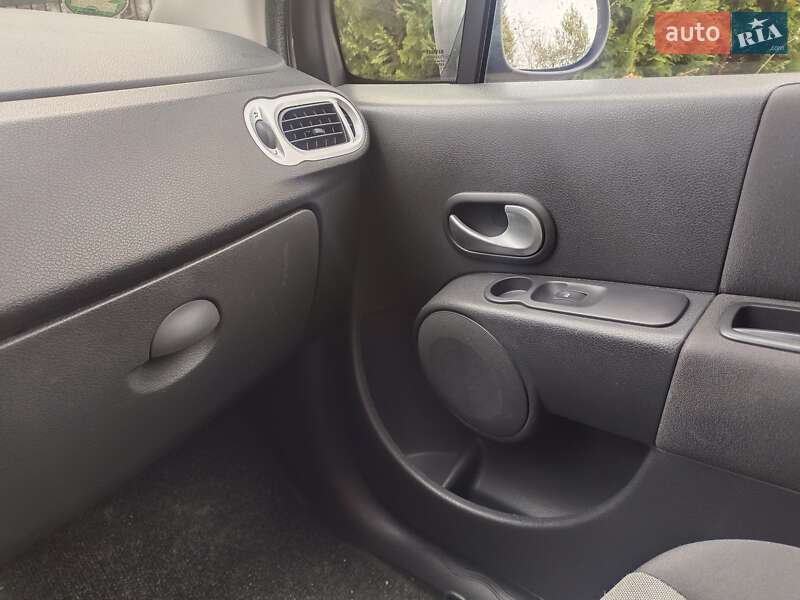 Хэтчбек Renault Modus 2009 в Львове