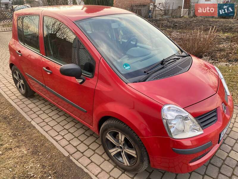 Хэтчбек Renault Modus 2007 в Городке