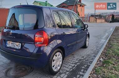 Хэтчбек Renault Modus 2009 в 