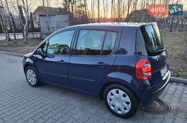 Хэтчбек Renault Modus 2009 в 