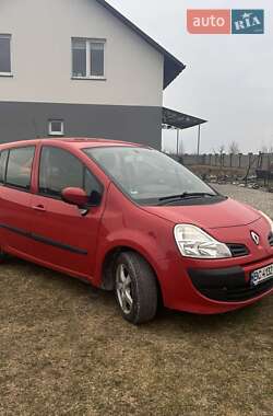 Хэтчбек Renault Modus 2010 в Львове