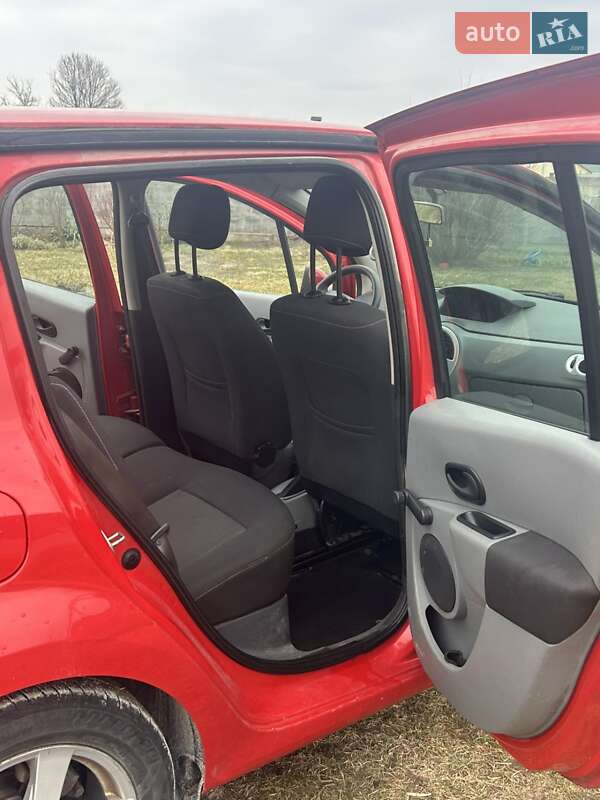 Хэтчбек Renault Modus 2010 в Львове