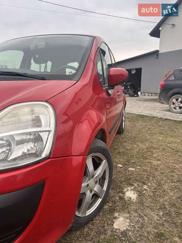 Хэтчбек Renault Modus 2010 в Львове