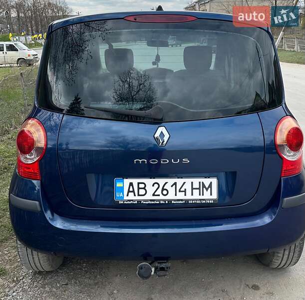 Хэтчбек Renault Modus 2004 в Городковке