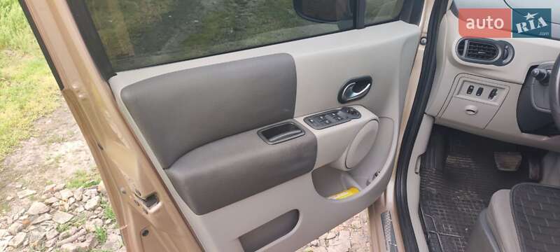 Хэтчбек Renault Modus 2005 в Лубнах