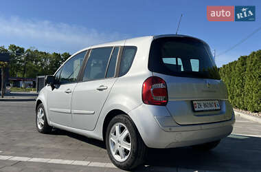Хетчбек Renault Modus 2009 в 