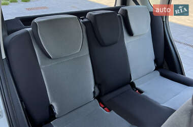Хетчбек Renault Modus 2009 в 