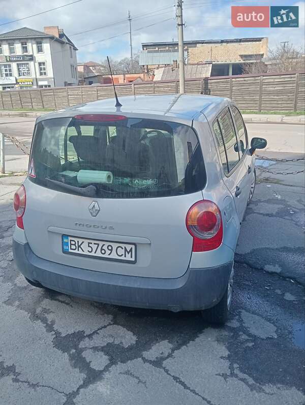 Хэтчбек Renault Modus 2005 в Ровно
