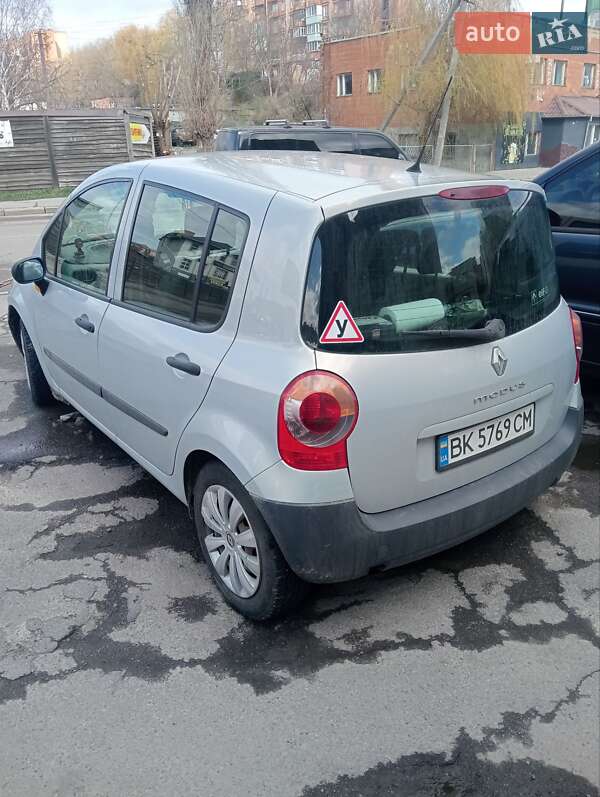 Хэтчбек Renault Modus 2005 в Ровно