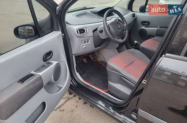 Хетчбек Renault Modus 2006 в 