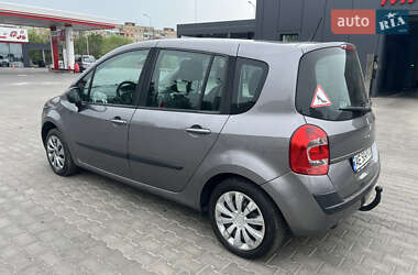 Хэтчбек Renault Modus 2010 в 
