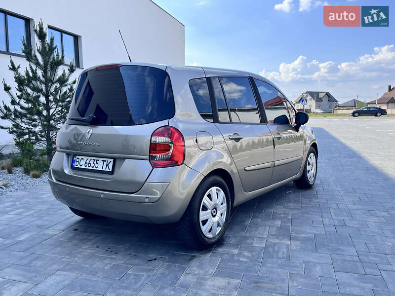 Хэтчбек Renault Modus 2008 в Луцке