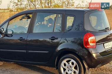 Хэтчбек Renault Modus 2009 в 